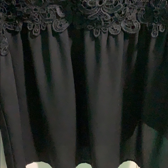 Black blouse - Picture 4 of 4